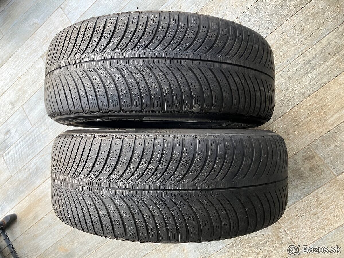 245/50 R19 Michelin zimne pneu