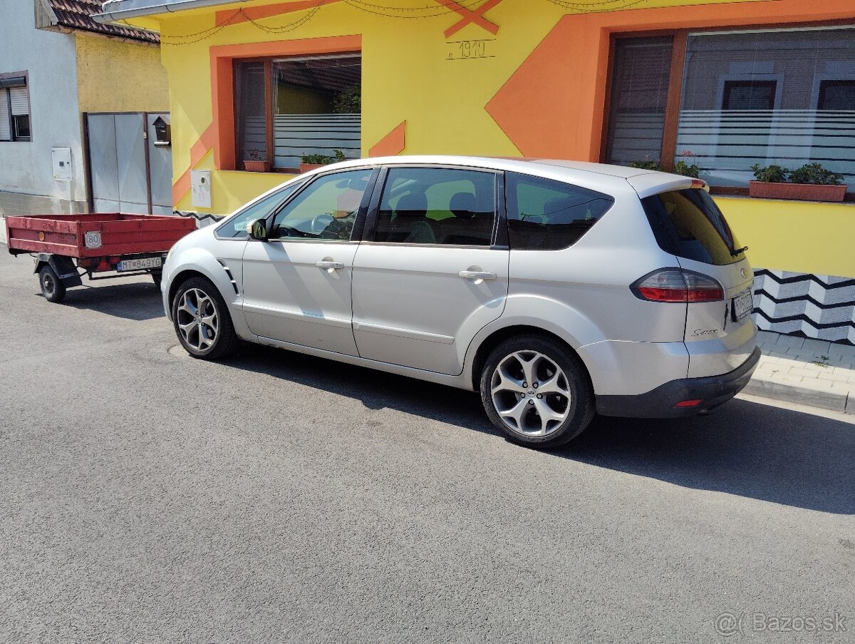 Ford s-max