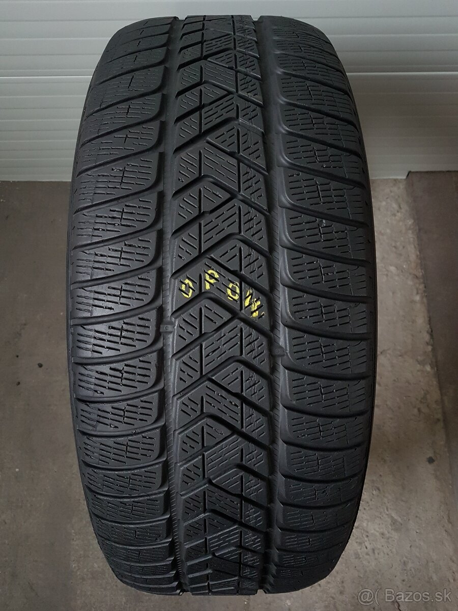 Zimné pneumatiky 235/55 R19 Pirelli