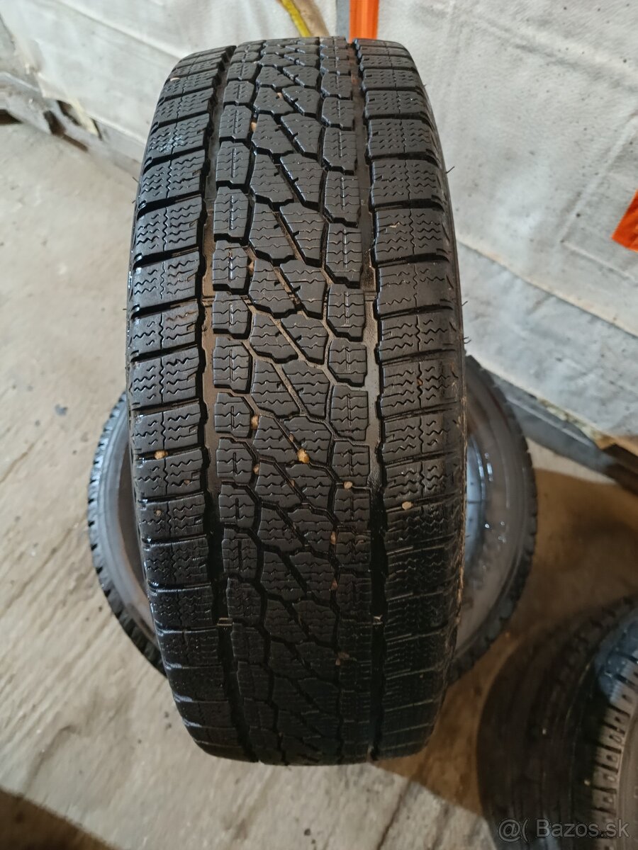 Firestone Vanhawk 2 C 215/65 R16 106T