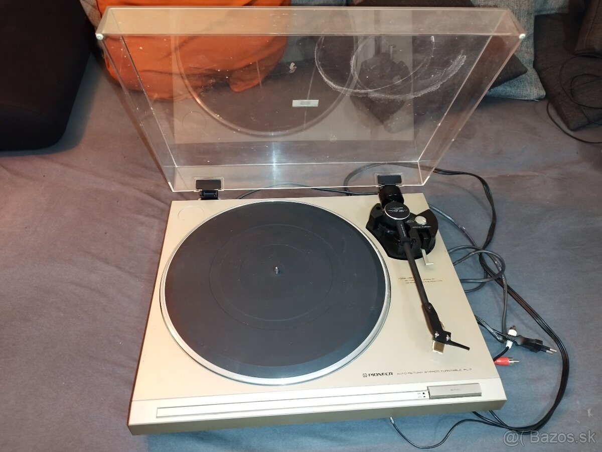 PREDÁM VINTAGE GRAMOFÓN PIONEER PL-2 k oprave