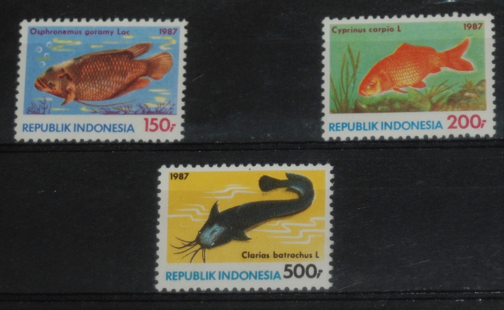 Poštové známky - Fauna 233 - neopečiatkované