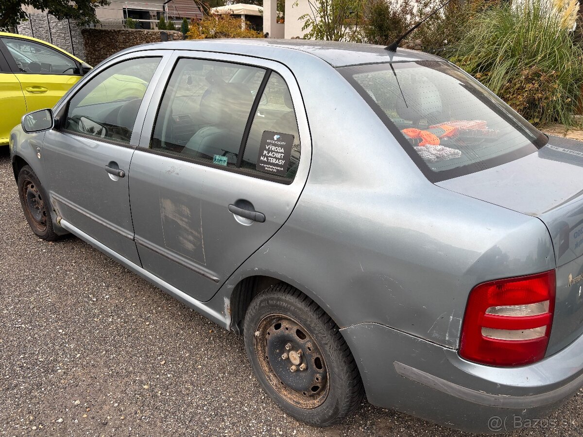 Predám Škoda Fabia na súčiastky