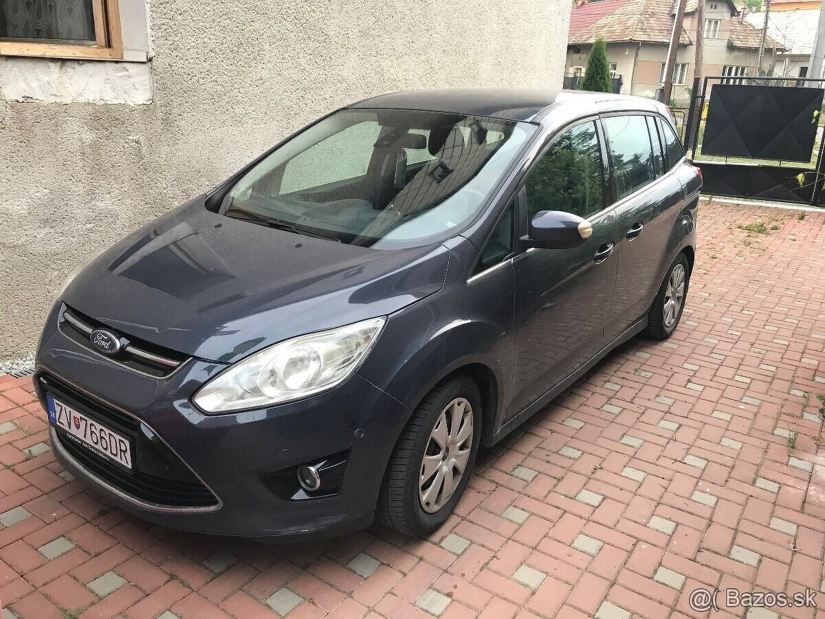 Ford C-max 7 miestne 1,6 tdci 2012