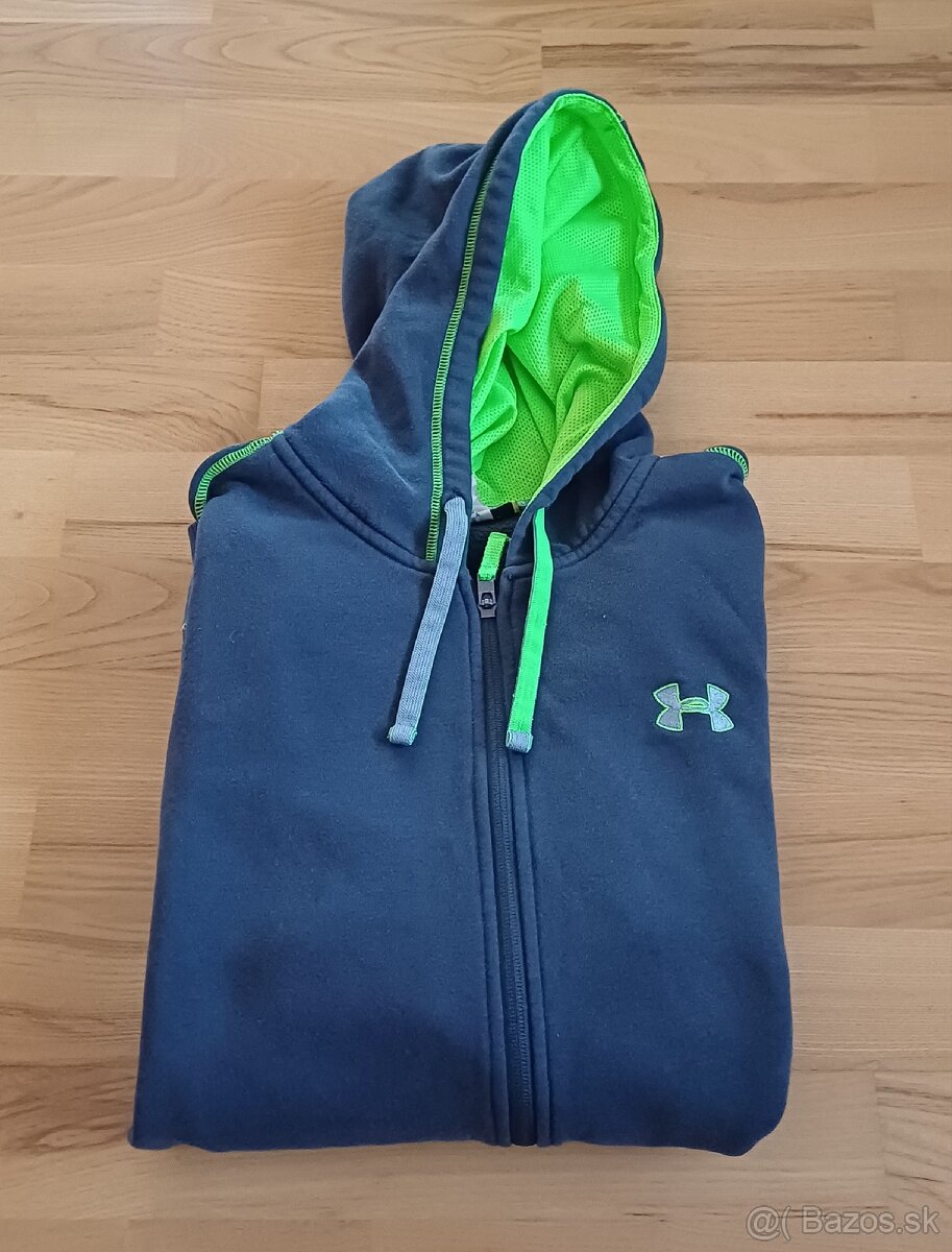 Under Armour šedá