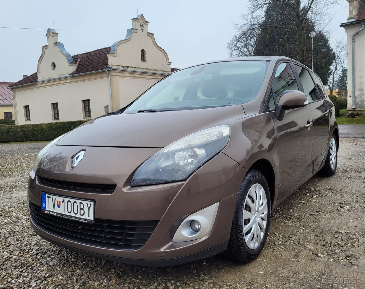 Renault Scenic 1.6 Benzín NOVÁ STK 7-miestne