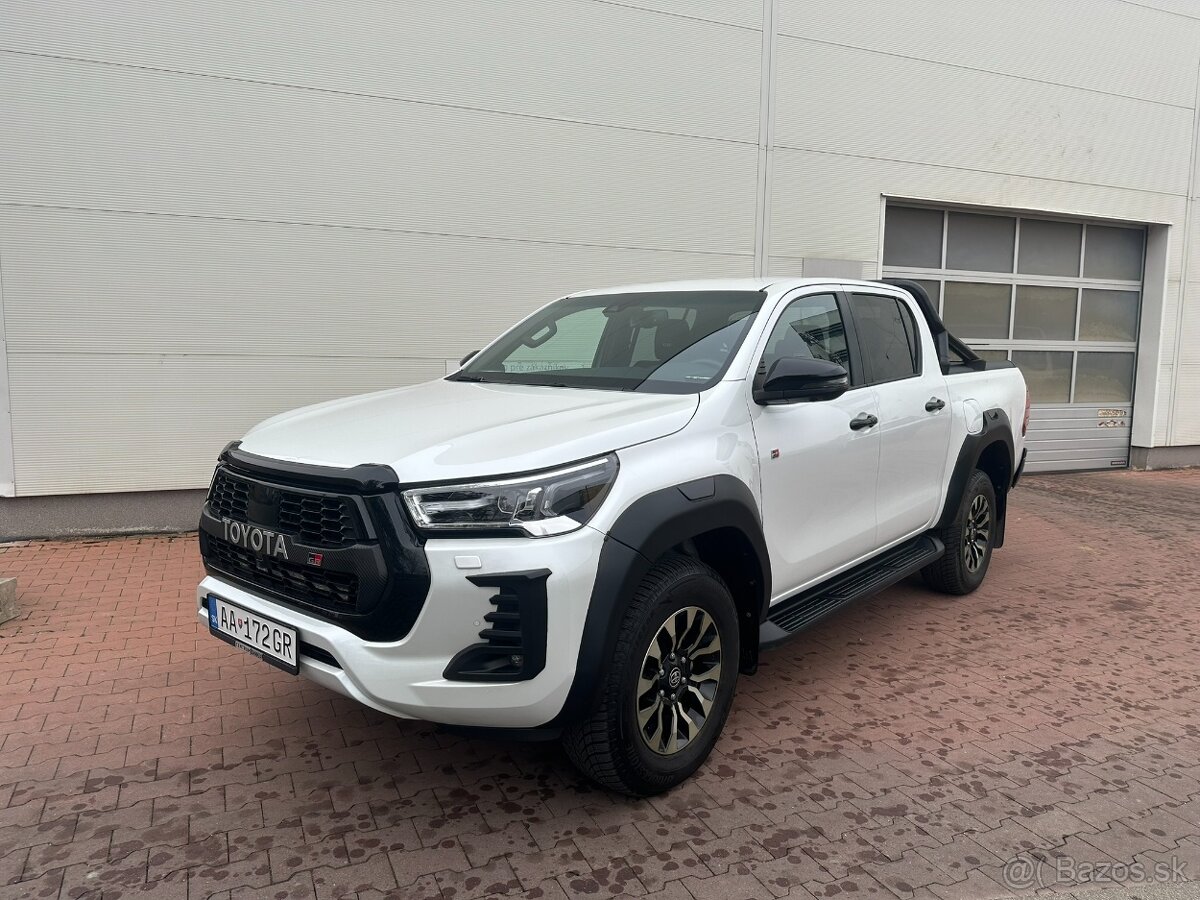 Toyota Hilux DC 2.8 I D-4D GR 4x4 A/T