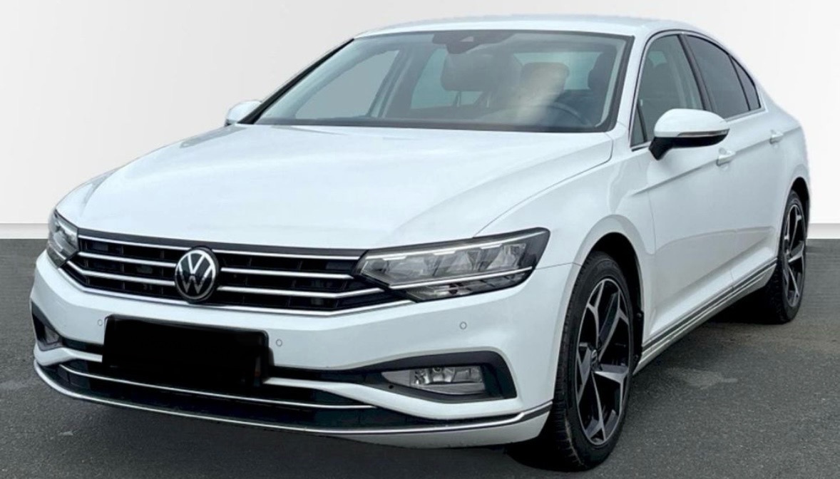 Volkswagen Passat 1.5 benzín 110kw 2021