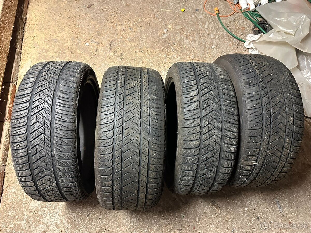 Zimné Pneumatiky 2x 255/45 R20 a 2x 275/45 R20 Pirelli