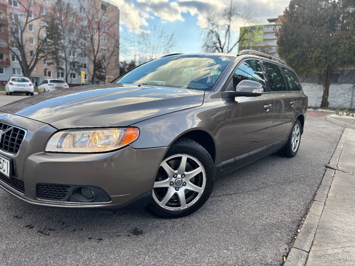 Volvo V70 2.4 D5 2009 A/T