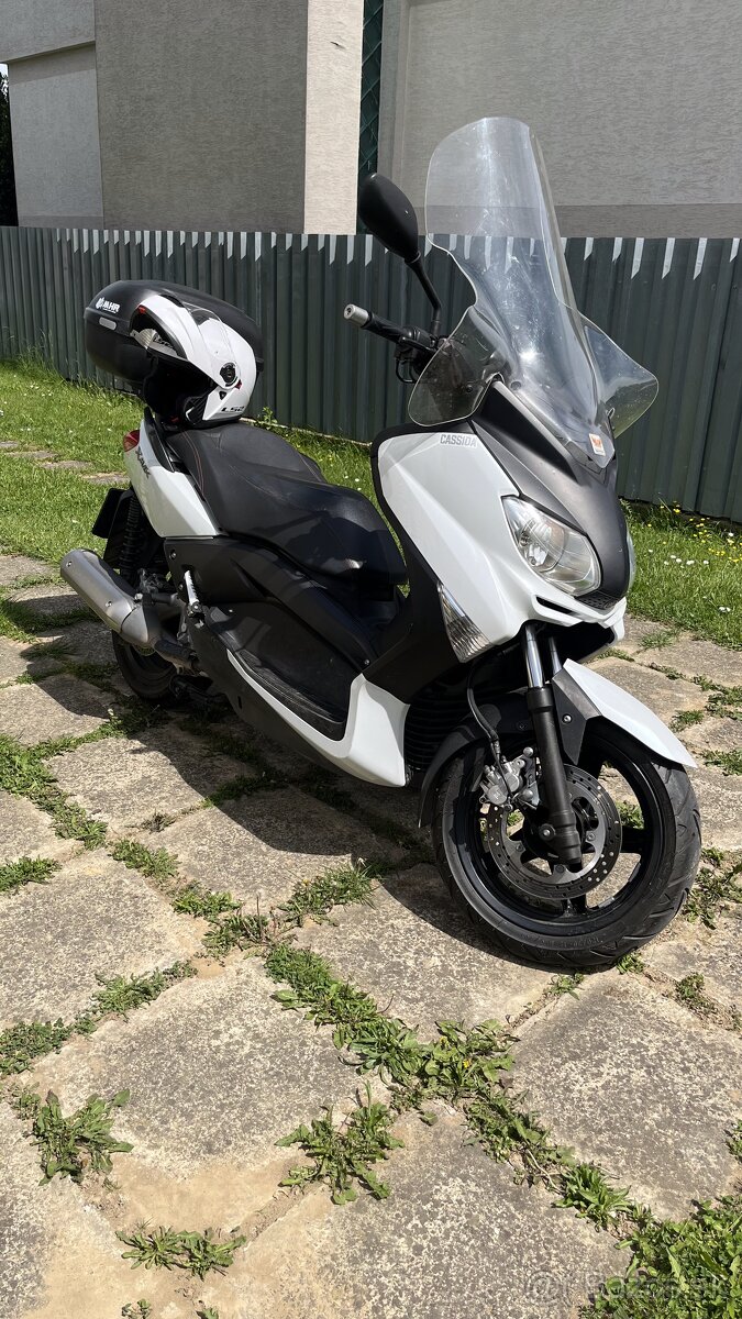 Yamaha X max250