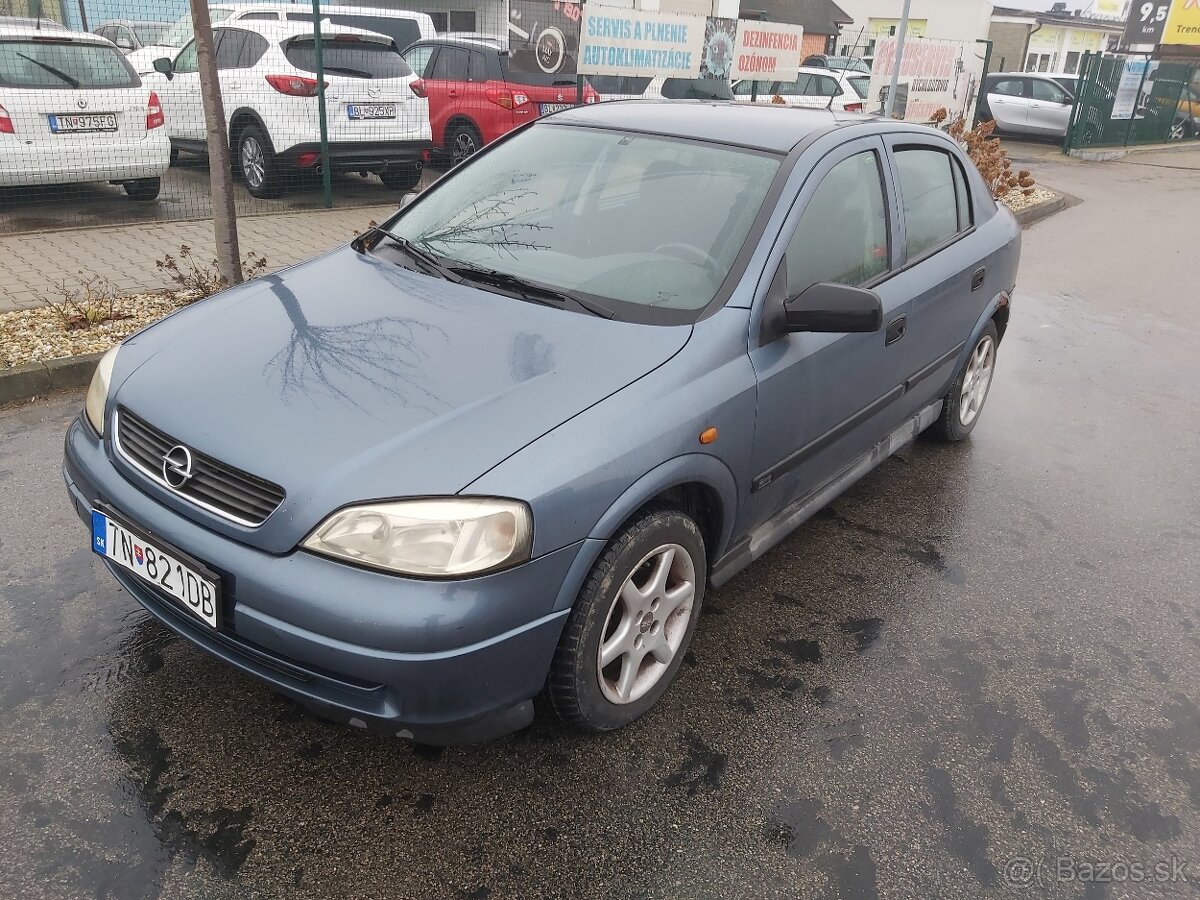 Opel Astra 1.6 16V CD