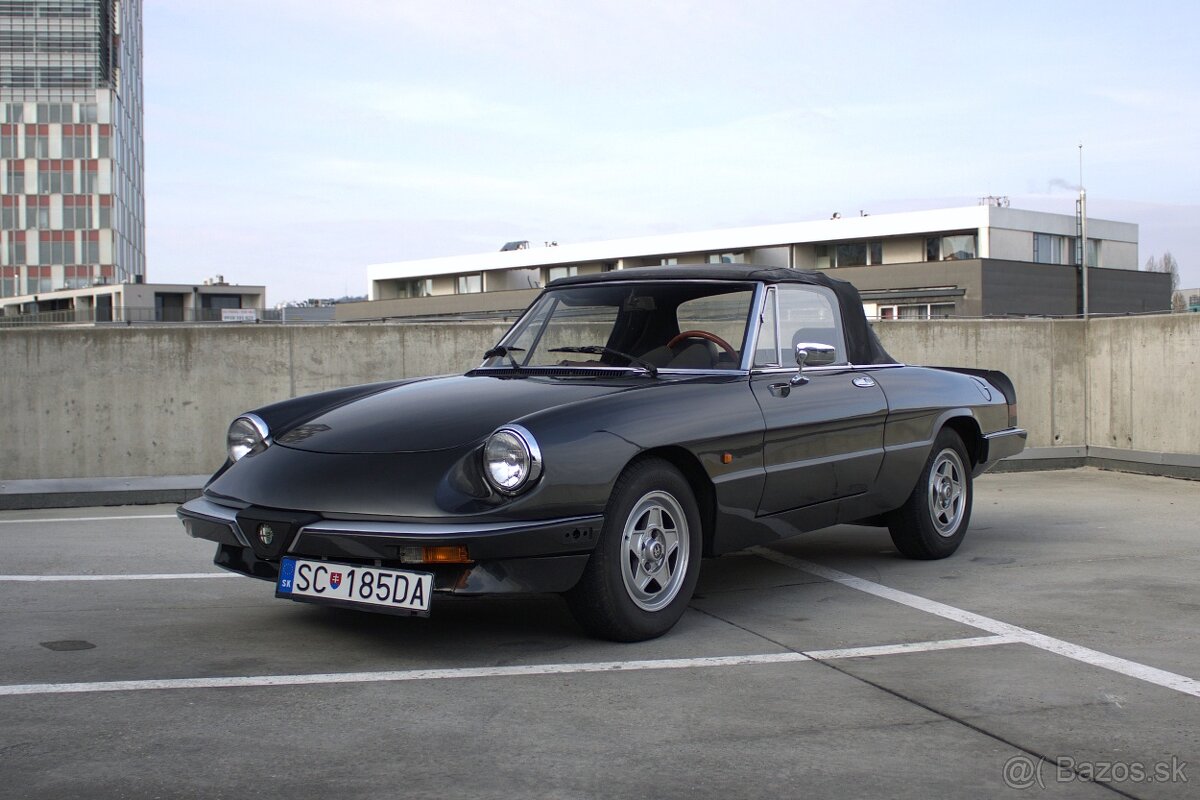 Alfa Romeo Spider r. 1984 93kw