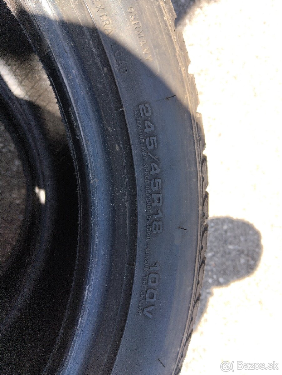 Goodyear Ultragrip 245/45R18