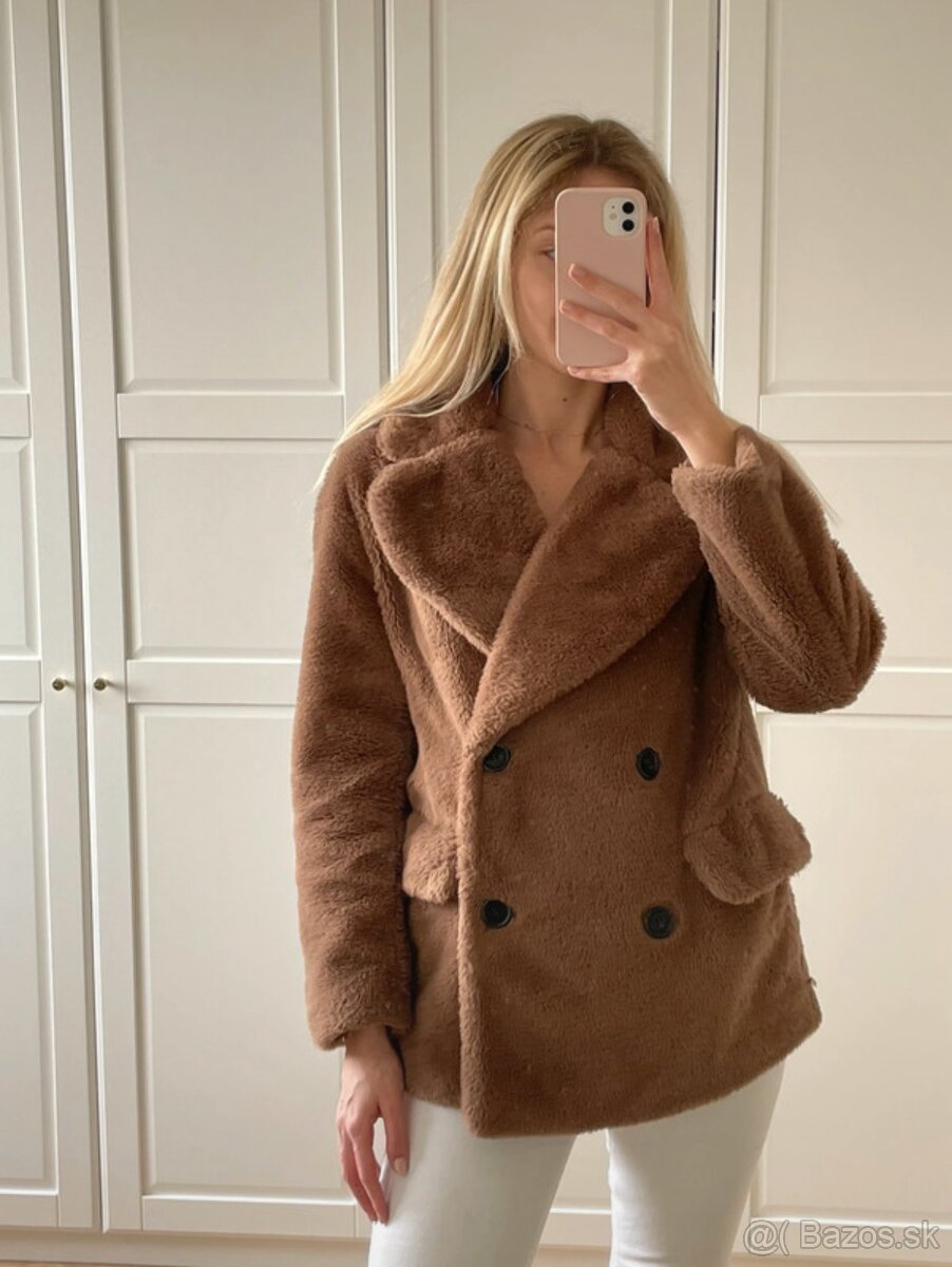 Faux fur kabát