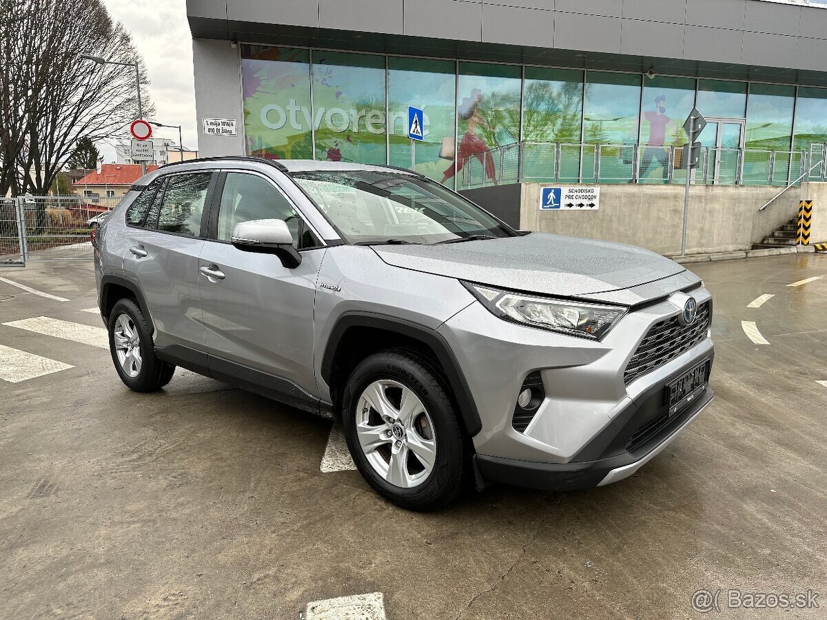 Toyota RAV4 2.5 Hybrid e-CVT Business edícia FWD