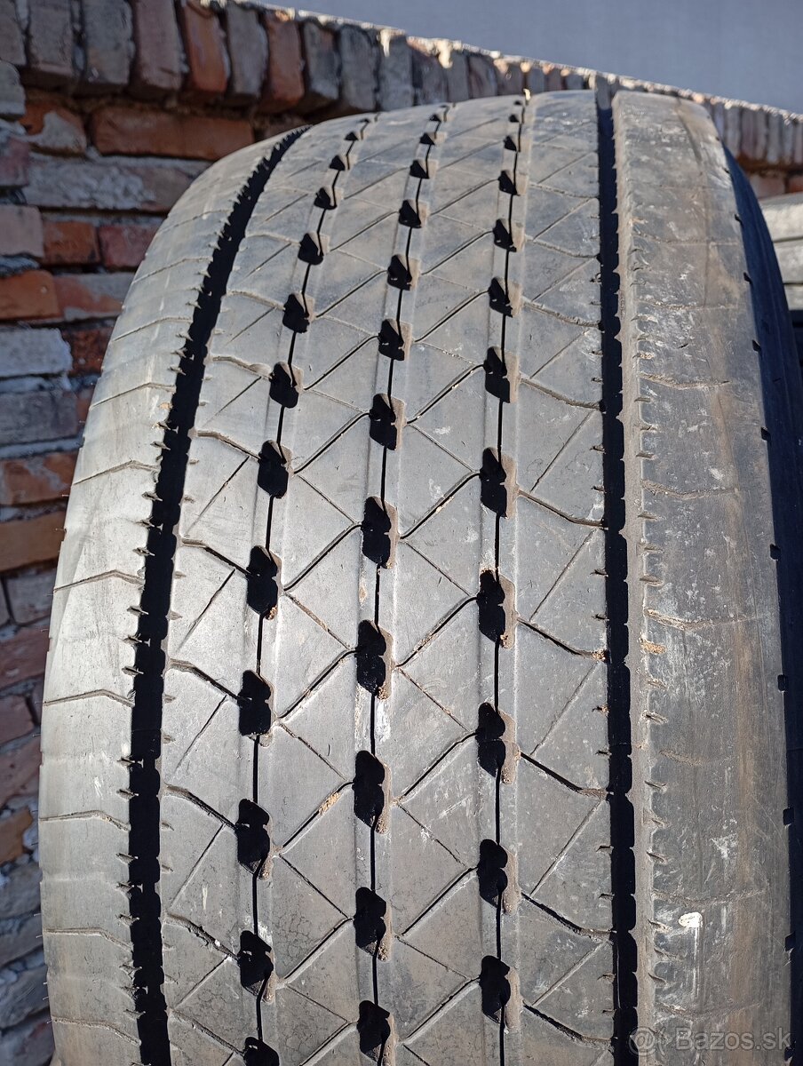 355/50 R22,5 GOODYEAR KMAX S HL