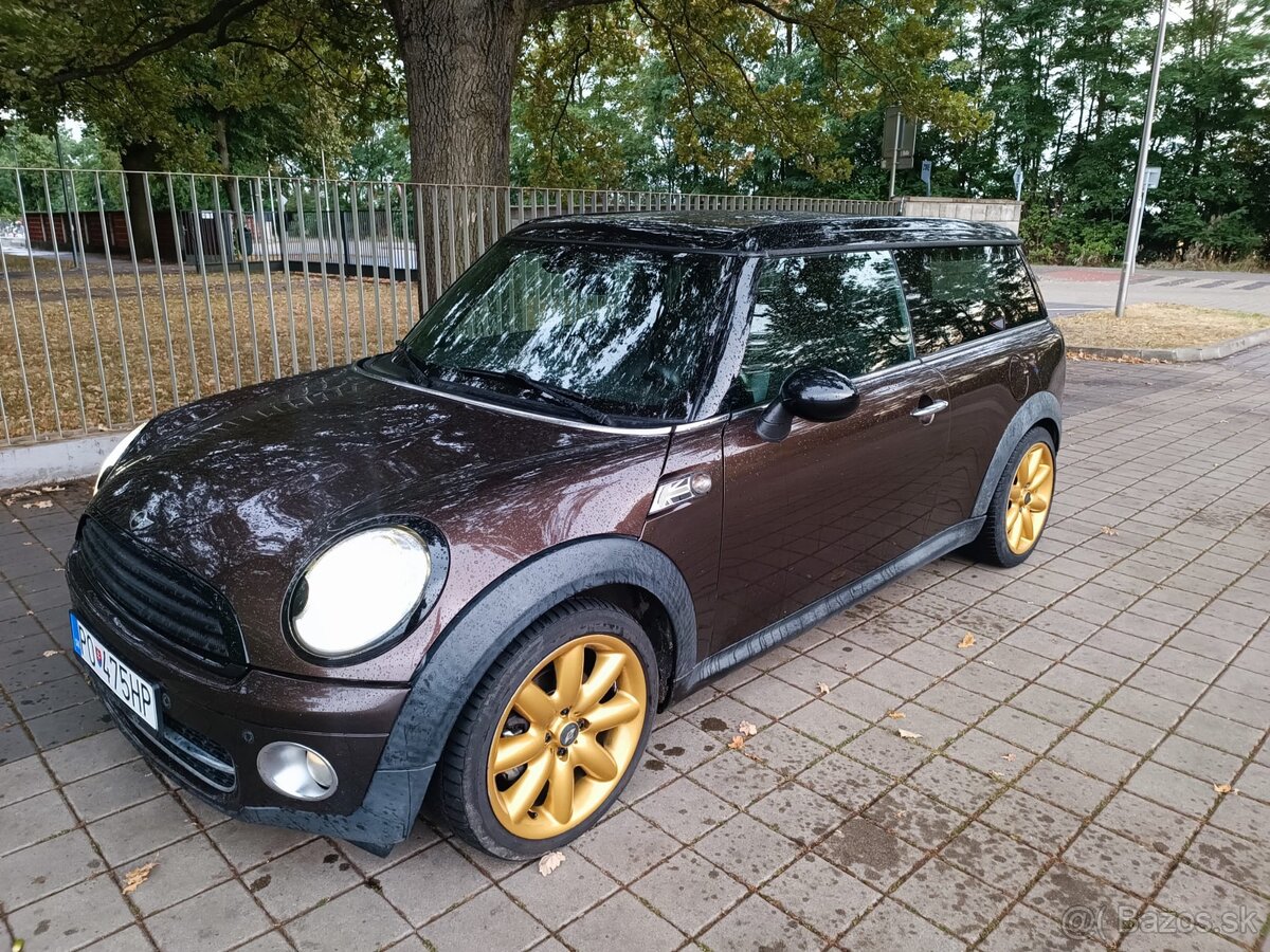 Mini Cooper clubman