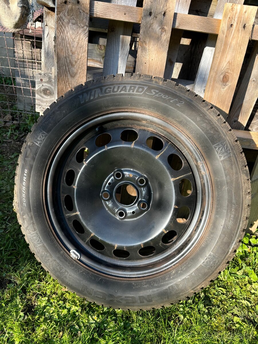 Predám zimné pneu 205/55 R16