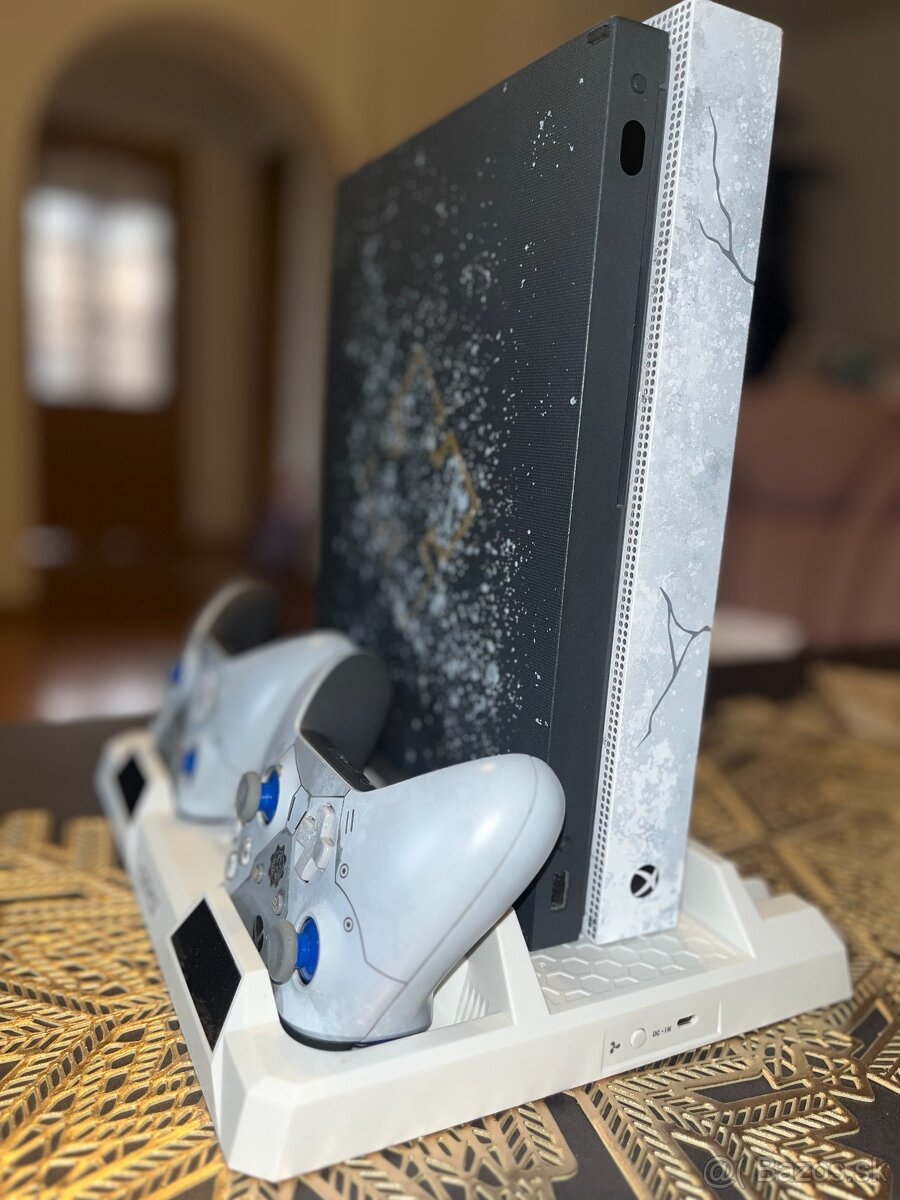 XBOX ONE X LIMITED EDITION