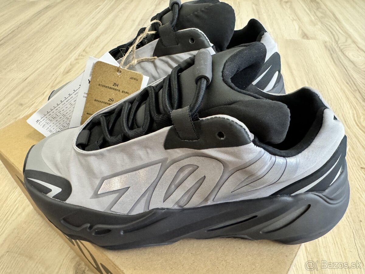 Adidas Yeezy 700 MNVN veľ. 36 2/3