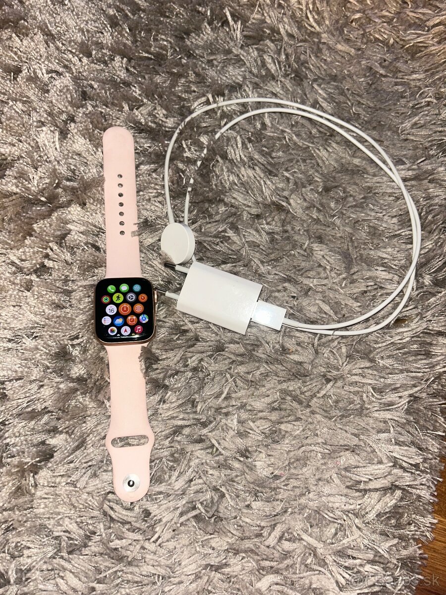 Apple WATCH SE 44 mm