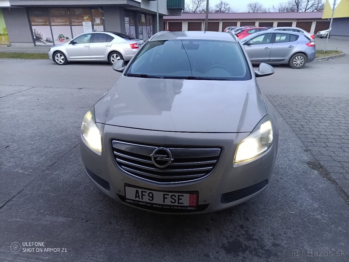 Opel Insignia 2.0 CDTI aj 4x4 Rozpredám