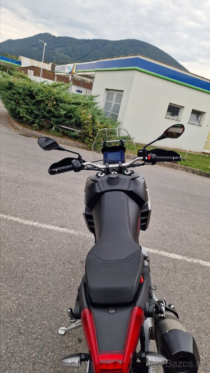 Aprilia Tuareg 660