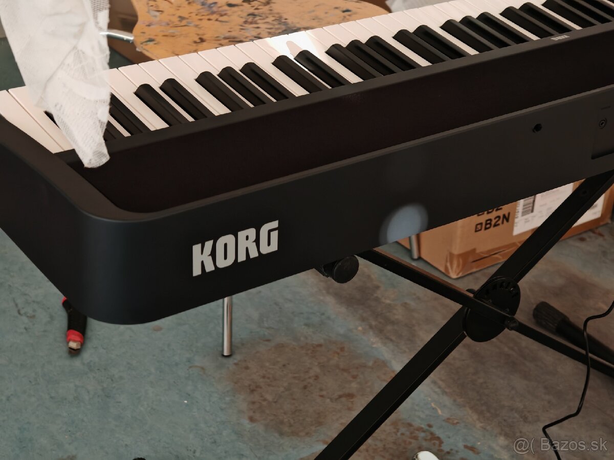 Korg B2N