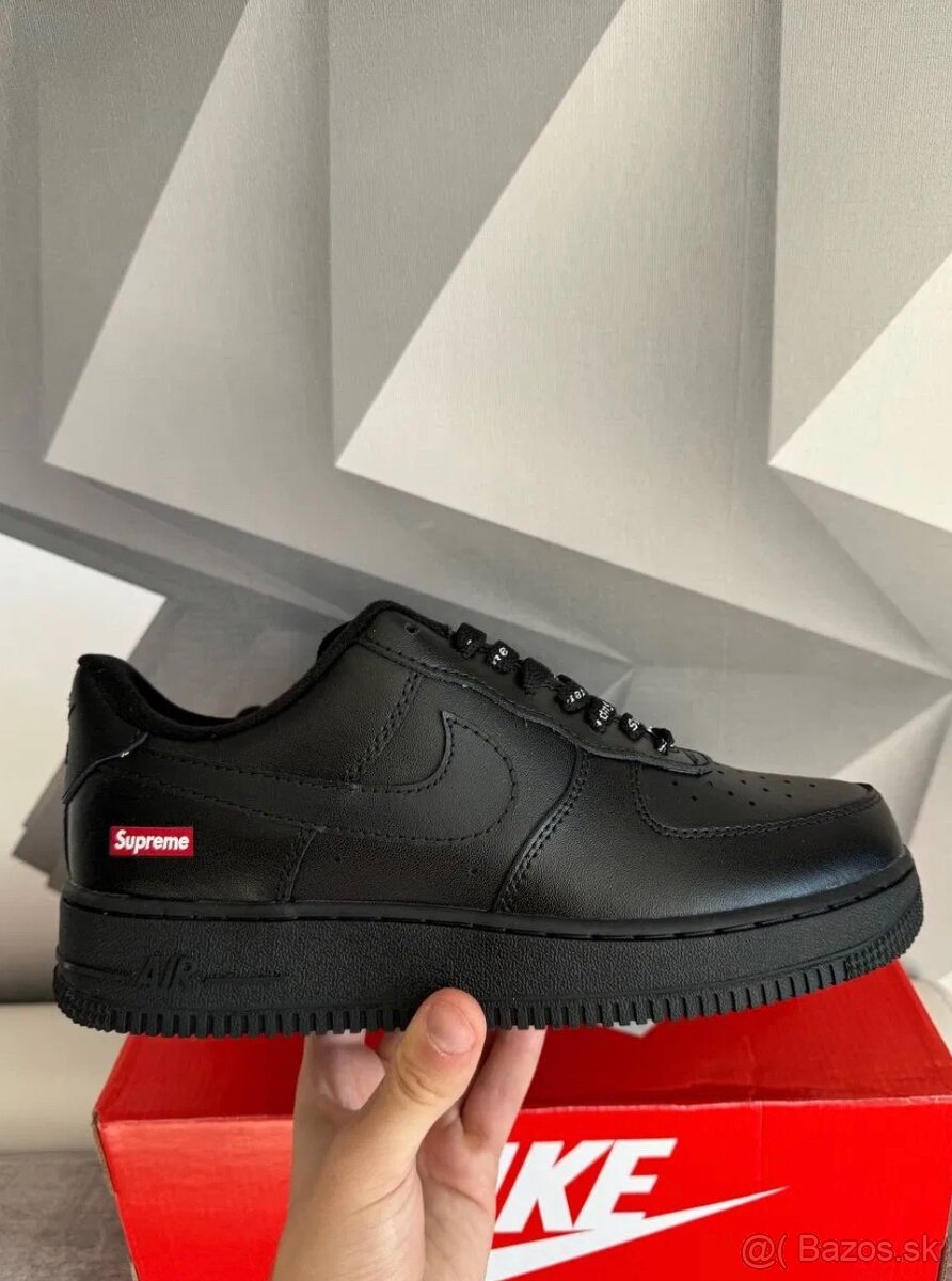 Nike Air Force 1 x supreme