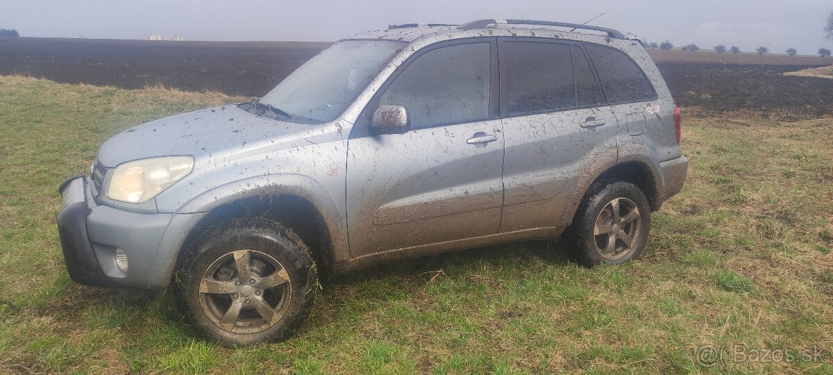 Toyota RAV4 benzín+LPG