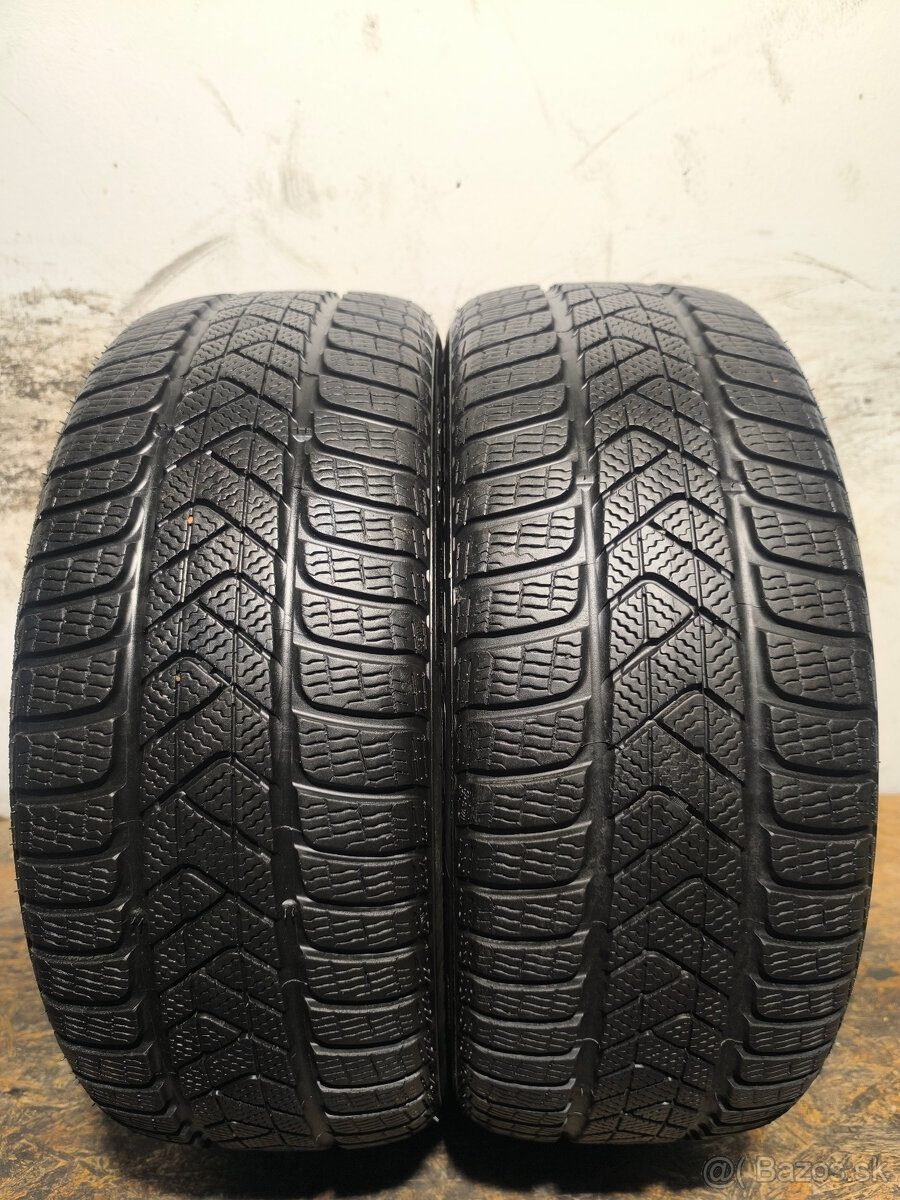 225/40 R19 Zimné pneumatiky Pirelli Sottozero Winter 2 kusy