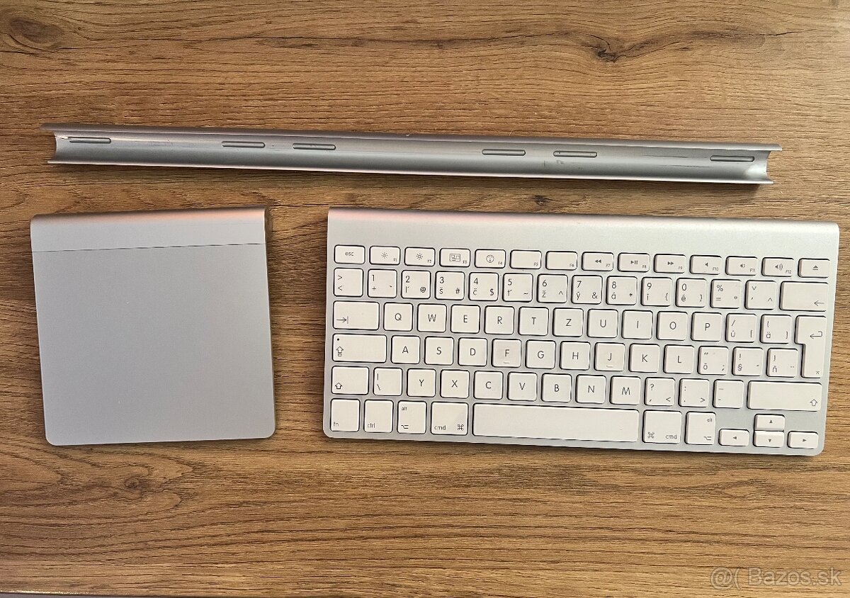 Apple klávesnica + trackpad