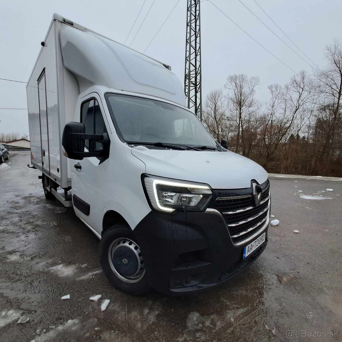 RENAULT MASTER 2.3 2021 hydraulicka plosina