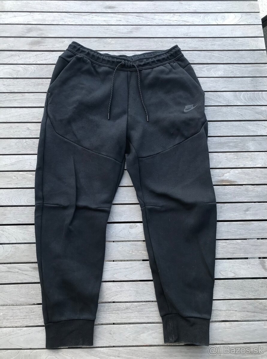 Nike tech fleece teplaky