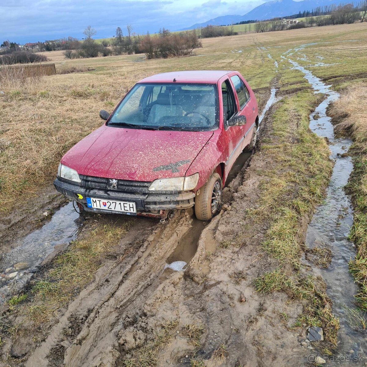 Predám Peugeot 306