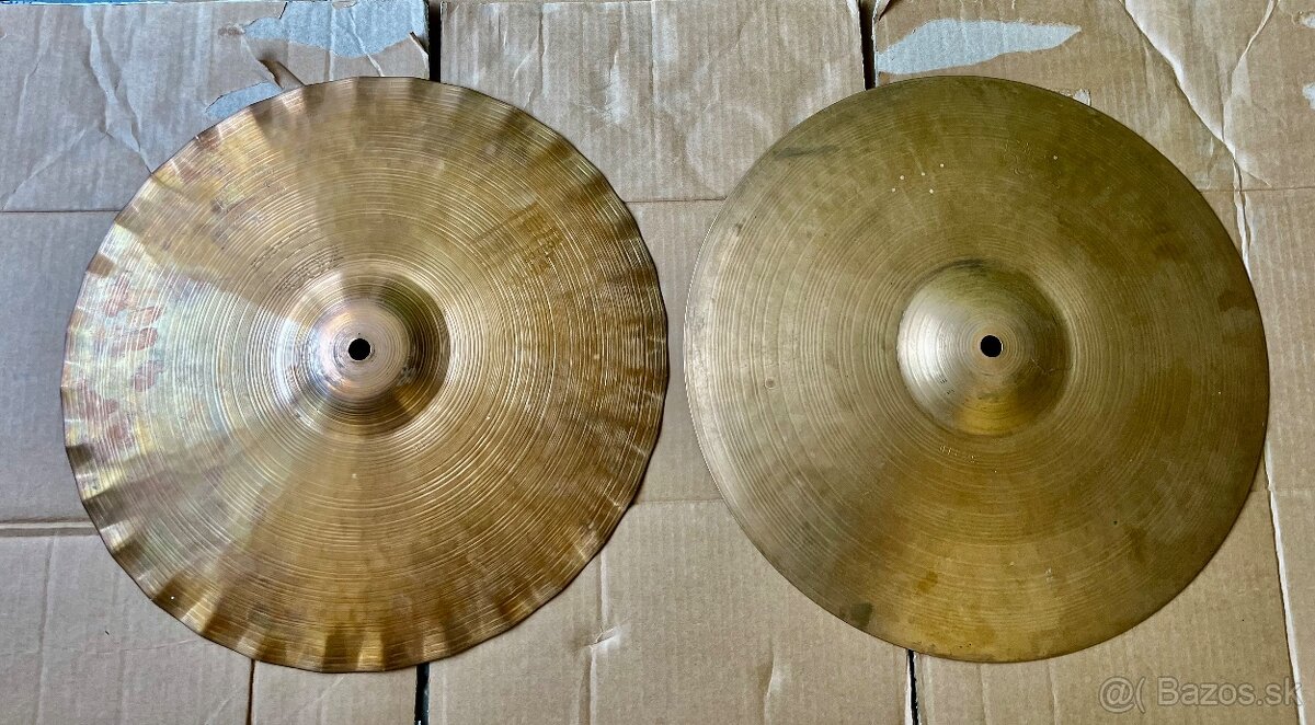 Paiste 2002 Black label 14" sound edge.