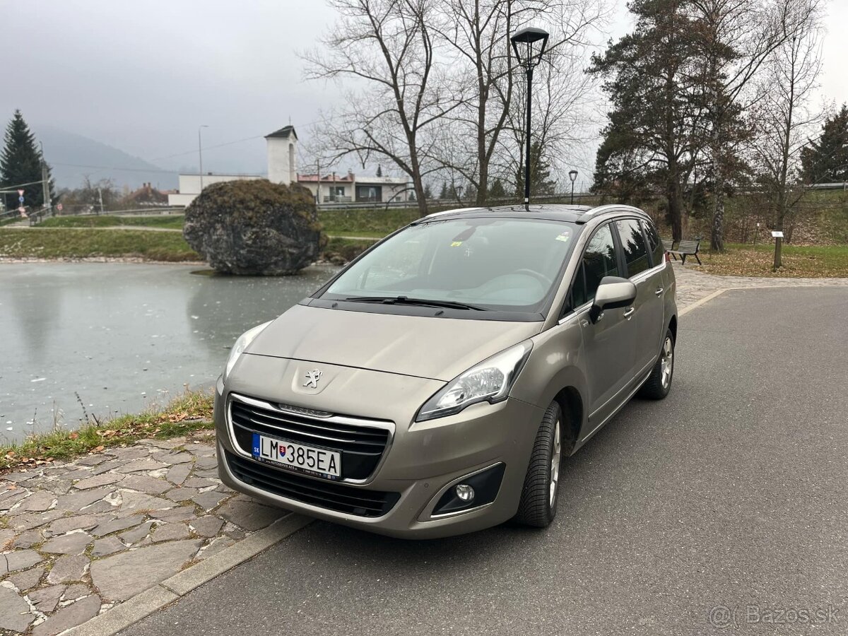 Peugeot 5008 r.v.2017 7miestny