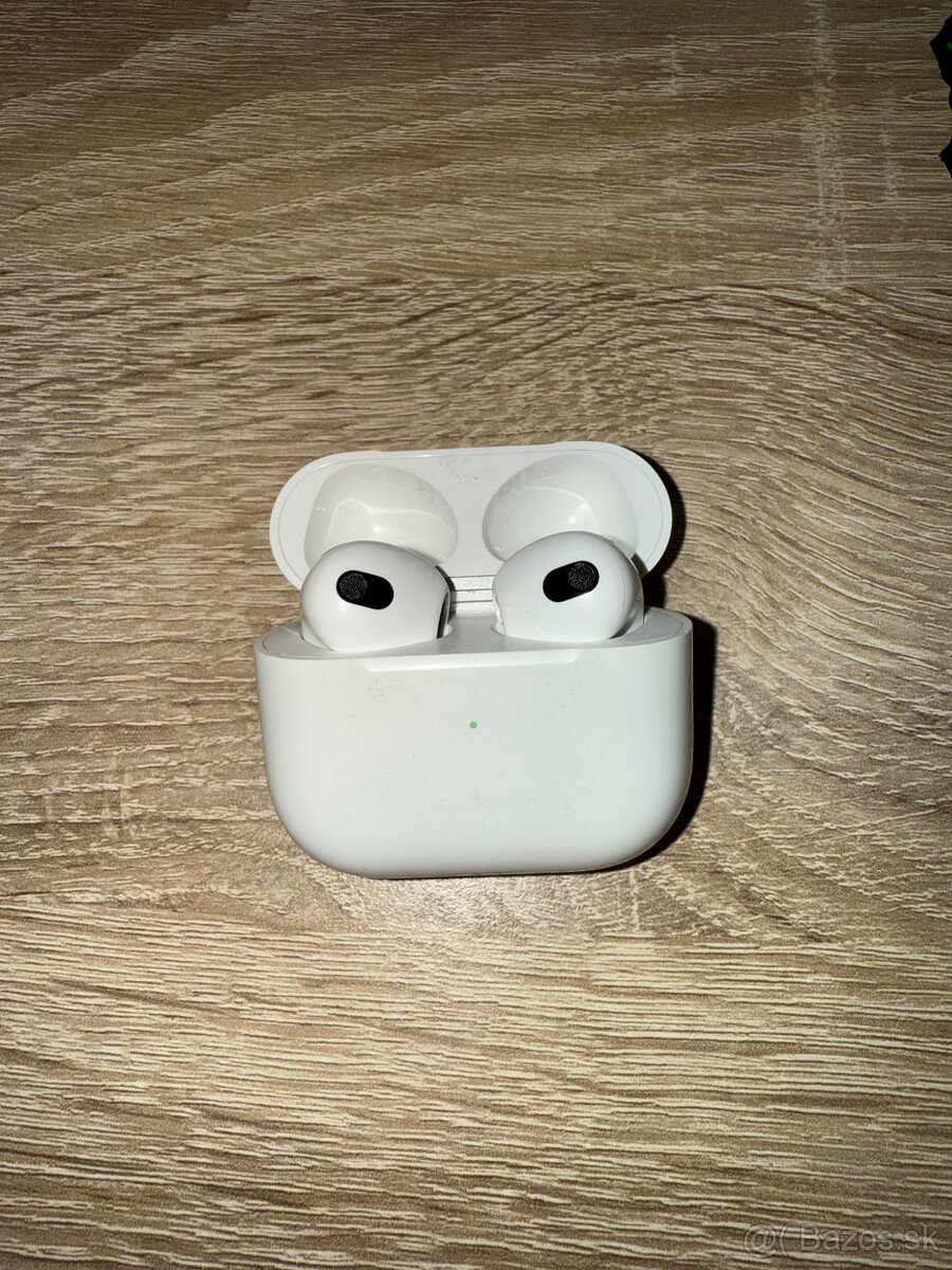 Dobrý deň ponúkam na predaj Apple AirPods 3