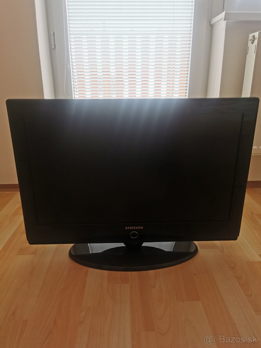 Televízor Samsung 32"