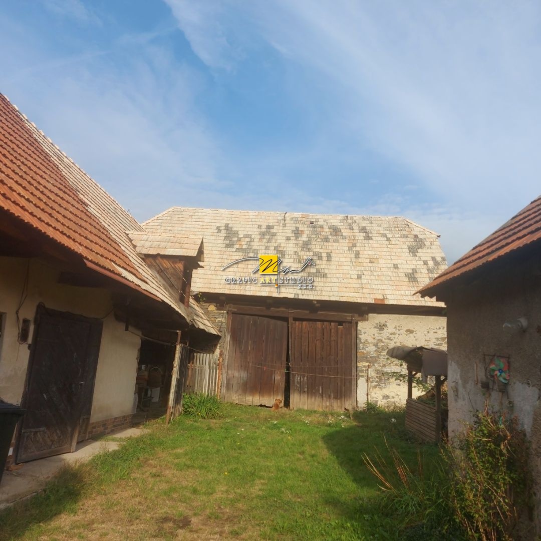 Predaj rod. domu s veľkým pozemkom vo Zvolenskej Slatine.