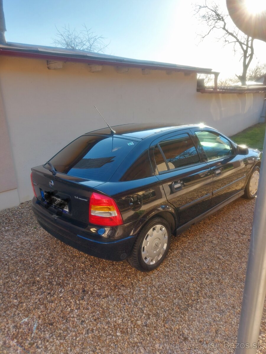 Predam opel astra g 2009