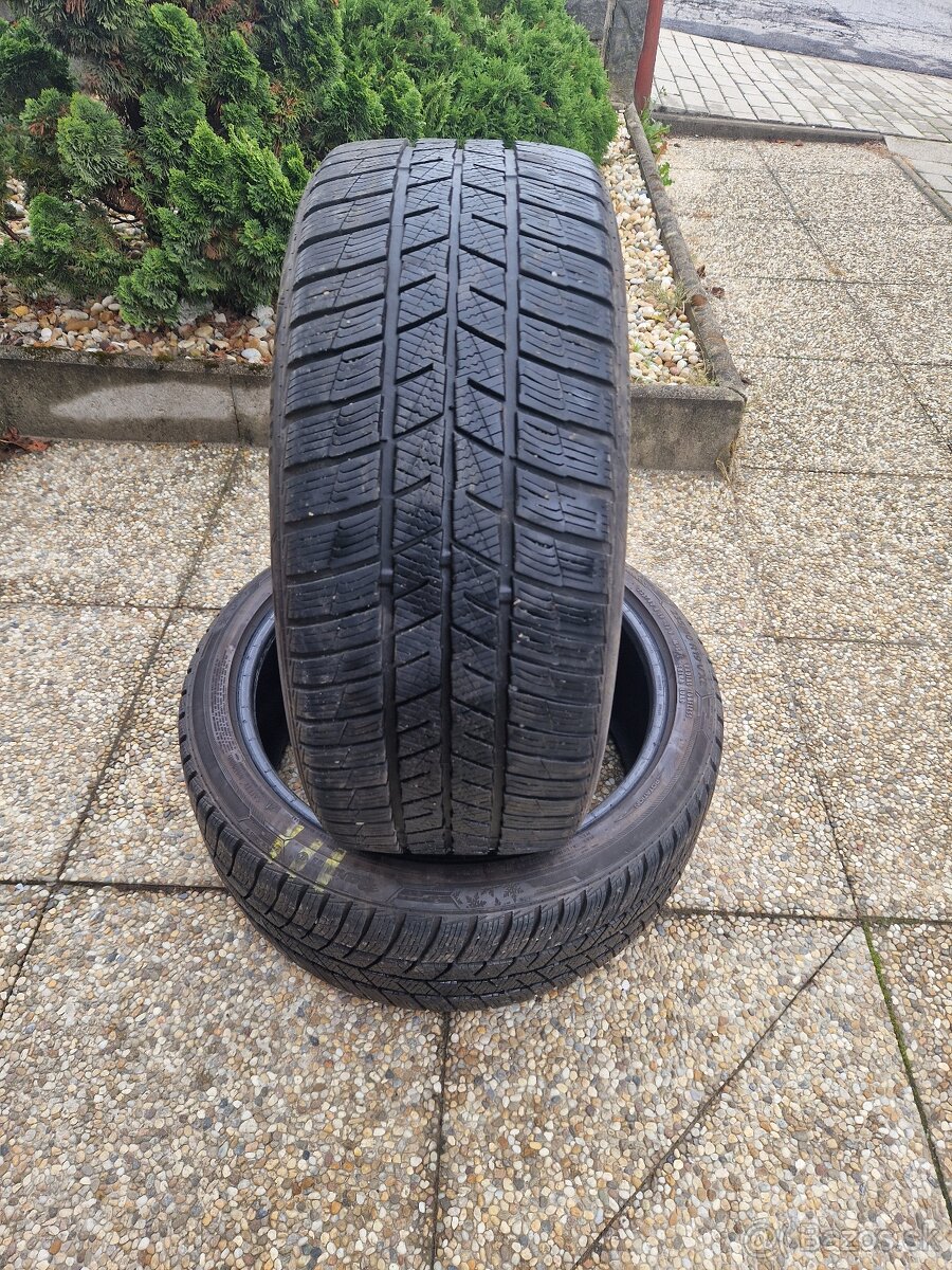 235/40 R19 Barum zimne pneumatiky