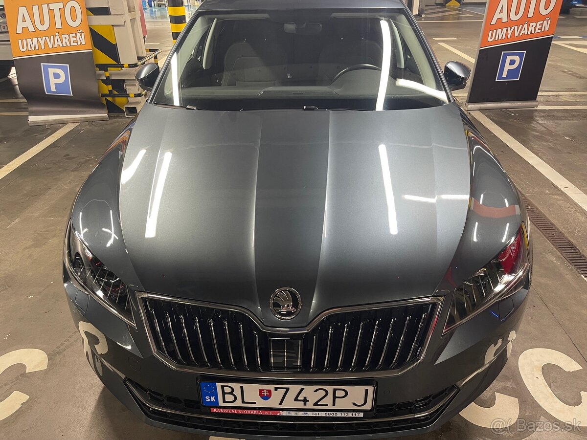 Predám Škoda Superb 1.4 TSI. Farba: Šedá metalíza tmavá