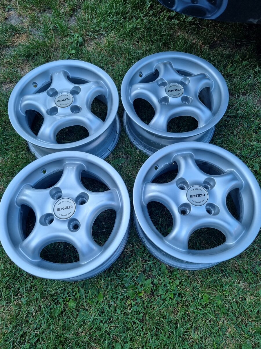 R13  falcove elektrony ENZO CUP klasika-youngtimer 4x100.