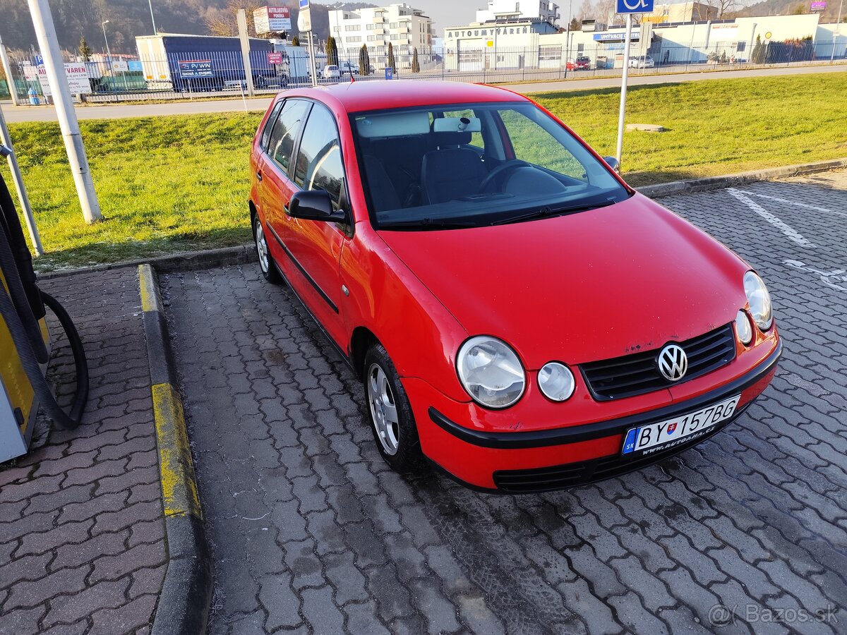 predam volkswagen polo 1,2 r.v.2003