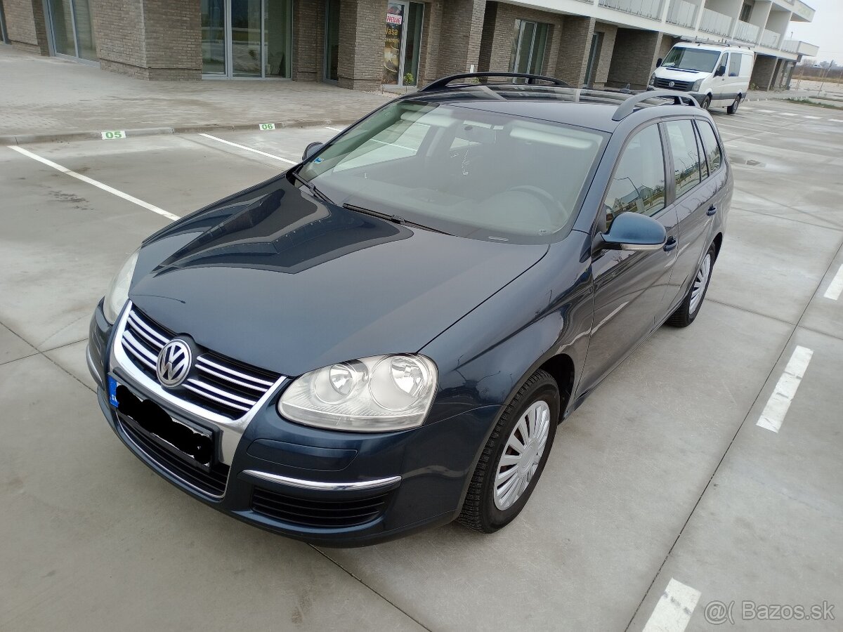 Predám Volkswagen Golf Variant 1.9. TDI 77 KW rok 2010