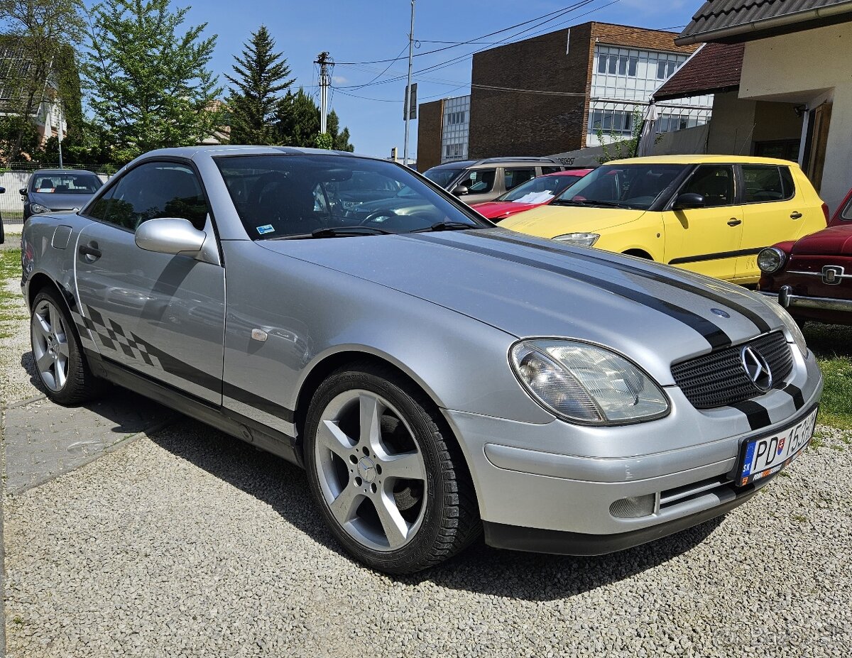 Mercedes - Benz SLK 200 - benzín