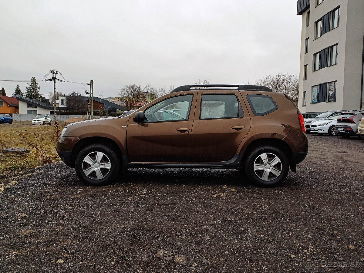 Dacia Duster 1.6 16V 77kW 4x4, 1. majiteľ, ťažné