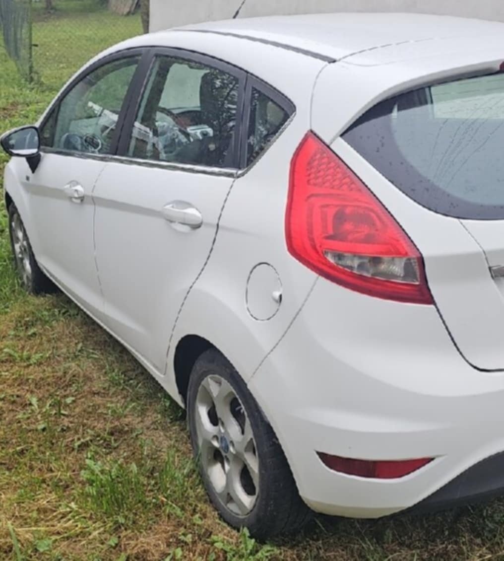 Rozpredám Ford Fiesta 1.6 tdci 70kw 2011